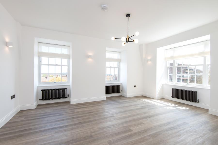 APSLEY HOUSE, NW8 3 bed flat £4,658 pcm (£1,075 pw)