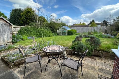 3 bedroom detached bungalow for sale, Leconfield Road, Loughborough LE11