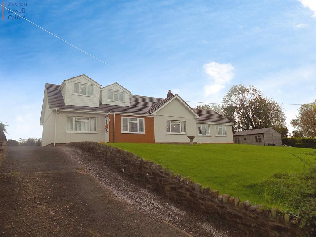 Heol Spencer, Coity, Bridgend County. CF35 6AT 4 bed detached bungalow