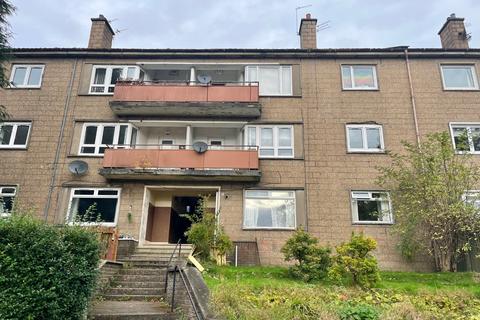 3 bedroom flat to rent, Windhill Crescent, Mansewood, Glasgow, G43