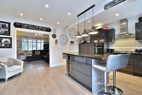 64 Sunray Avenue, Bromley, BR2 8EW