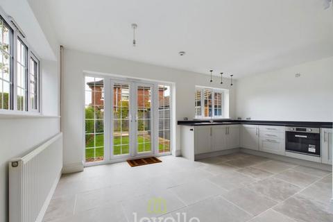 1 Ashridge Drive, Cleethorpes, DN35 9NN