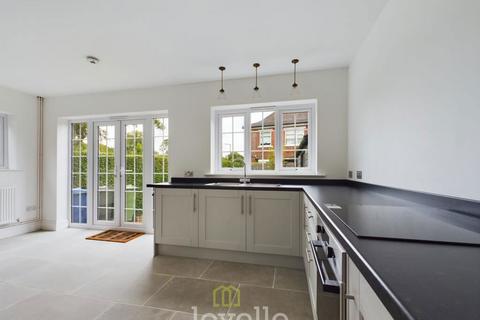 1 Ashridge Drive, Cleethorpes, DN35 9NN