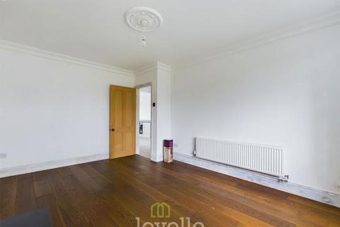 1 Ashridge Drive, Cleethorpes, DN35 9NN