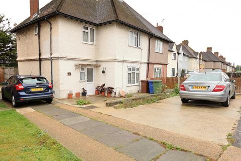 3 bedroom semi-detached house for sale, St. Chads Road, Tilbury RM18
