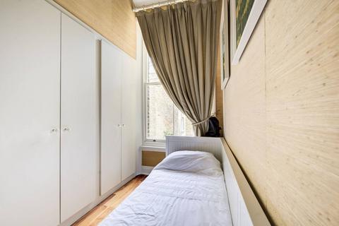 Flat 3, 16 Redcliffe Street, London, SW10 9DT