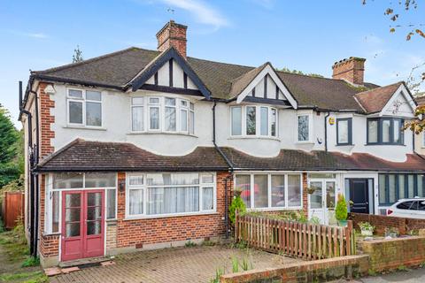 3 bedroom end of terrace house for sale, Rickmansworth Road, Pinner, HA5