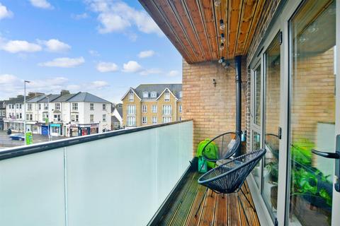 2 bedroom flat for sale, Lennox Road, Worthing, West Sussex