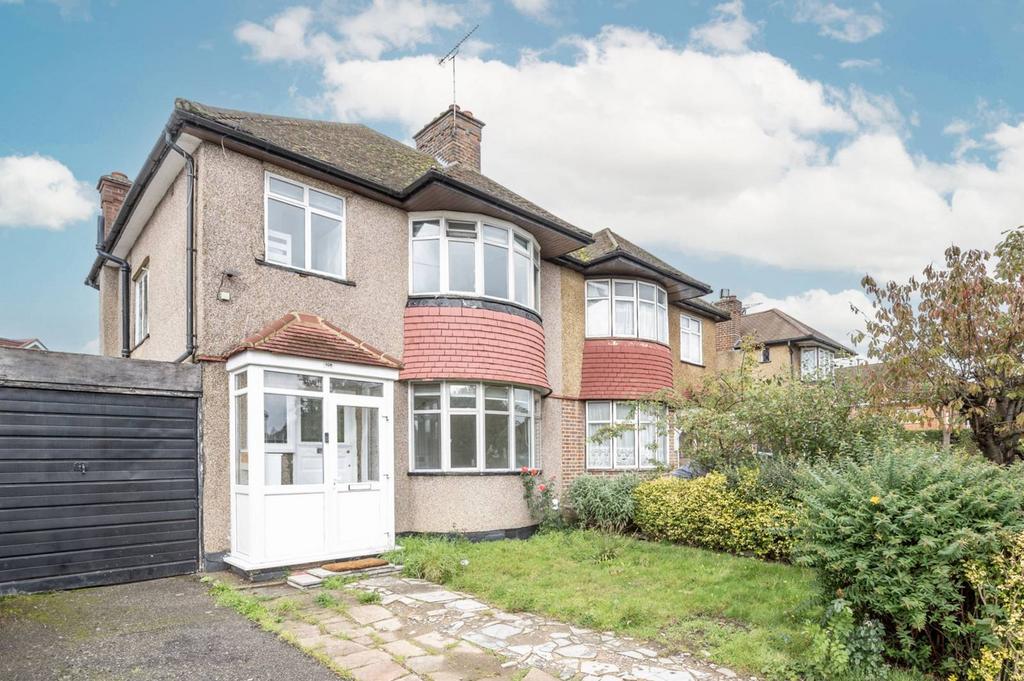 Imperial Drive, Harrow, HA2 3 bed semidetached house £5,000 pcm (£
