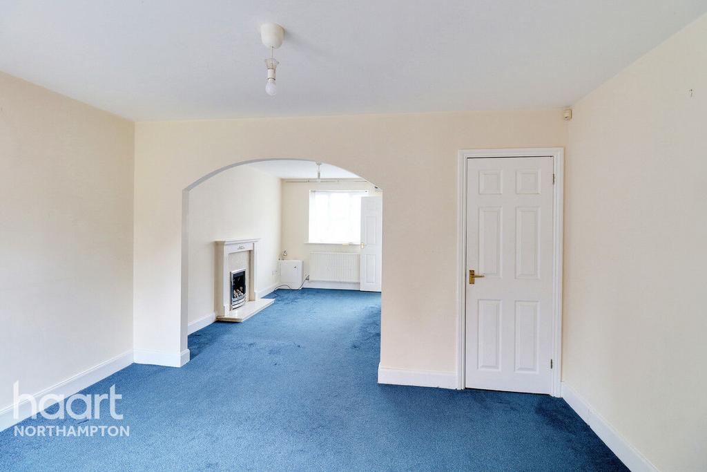 Milton Street, Northampton 2 bed semidetached house for sale £180,000