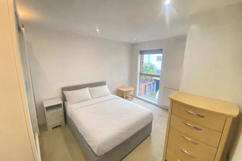 1 bedroom flat to rent, Westferry Road, London, E14