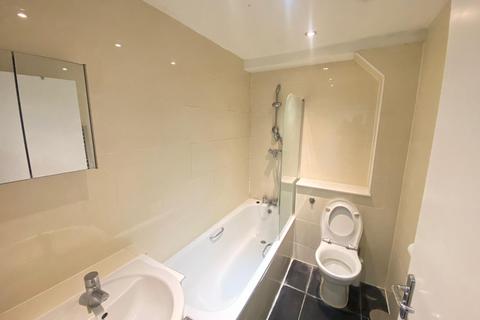 1 bedroom flat to rent, Westferry Road, London, E14