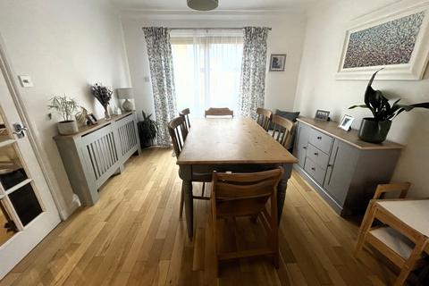 103 Balnageith Rise, Forres, IV36 2HF