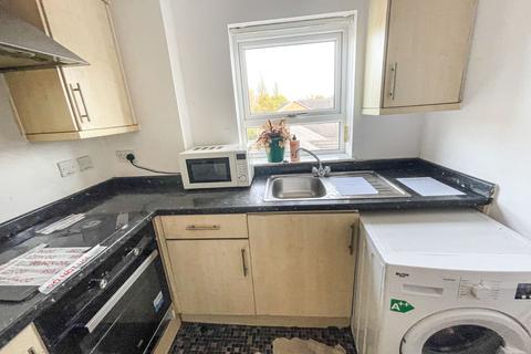 2 bedroom flat for sale, Cornishway, Manchester, Greater Manchester, M22