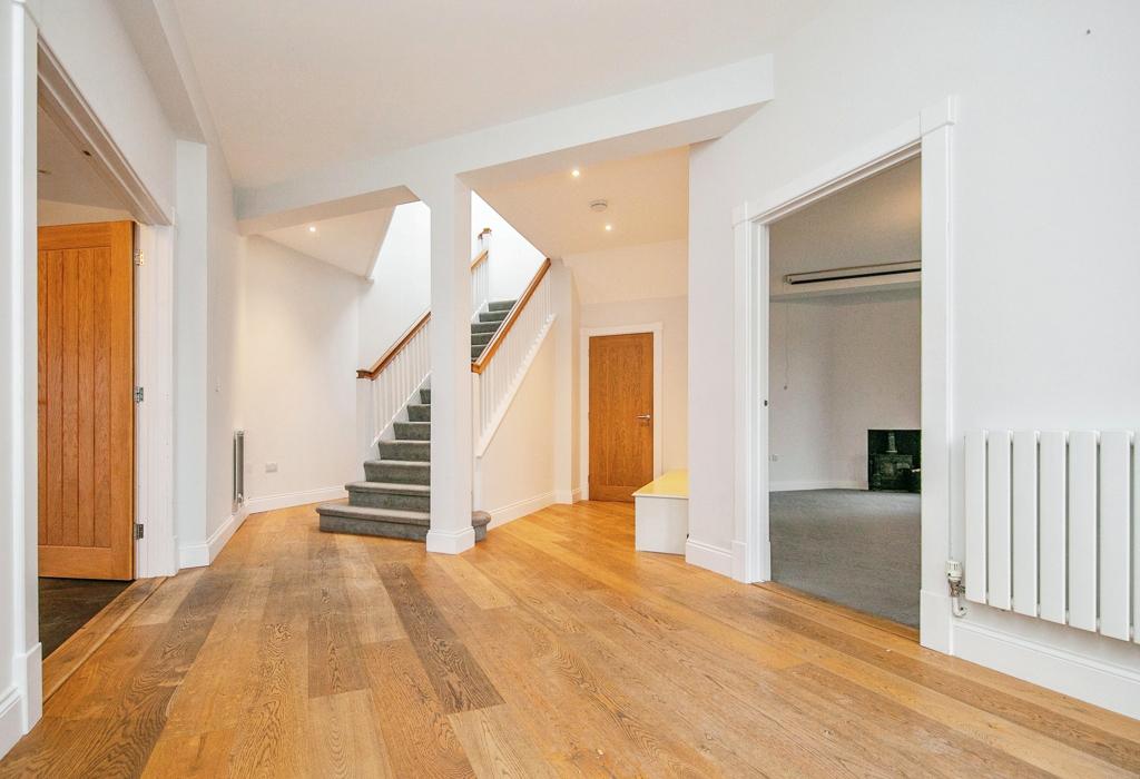 Felixstowe Road, Ipswich 5 bed end of terrace house for sale £525,000
