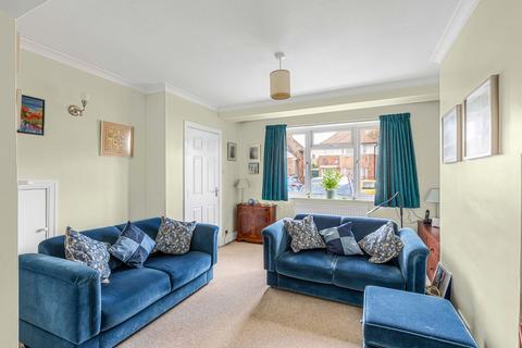 42 Sandringham Drive, Ashford, TW15 3JQ