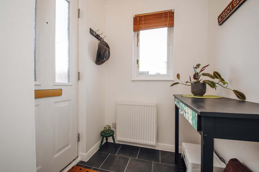 159c, Pitkerro Road, Dundee, DD4 8DH 2 bed terraced house for sale £