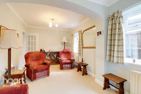 56 Old Tye Avenue, Biggin Hill, Westerham, TN16 3NA