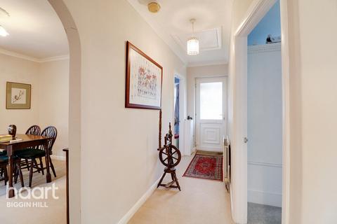 56 Old Tye Avenue, Biggin Hill, Westerham, TN16 3NA