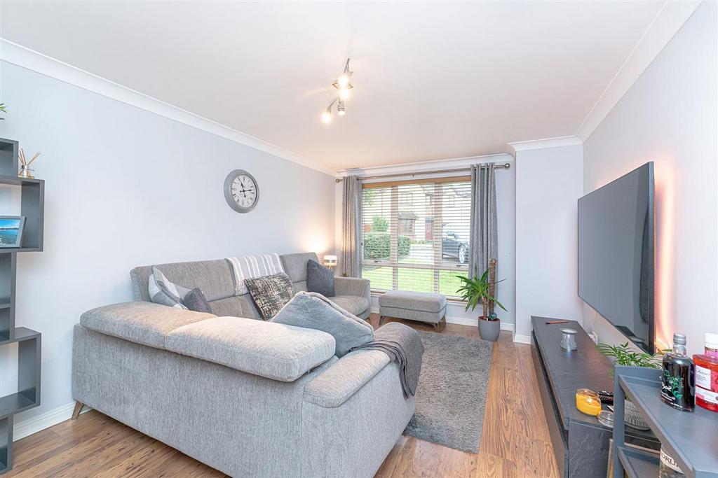 Inchwood Avenue, Bathgate 2 bed apartment £130,000