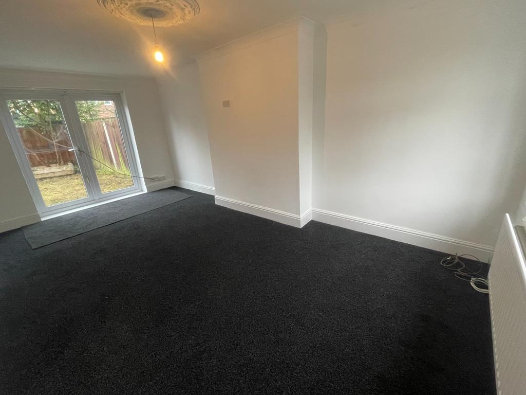 Grisedale Crescent, Eston... 2 bed semidetached house £595 pcm (£137 pw)