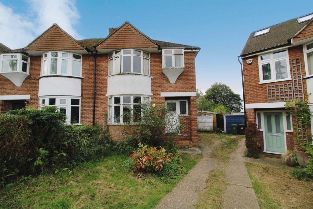Oulton Crescent, Potters Bar 3 bed semidetached house for sale £510,000