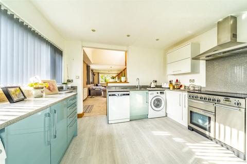 4 bedroom detached house for sale, Stunts Green, Herstmonceux, East Sussex, BN27