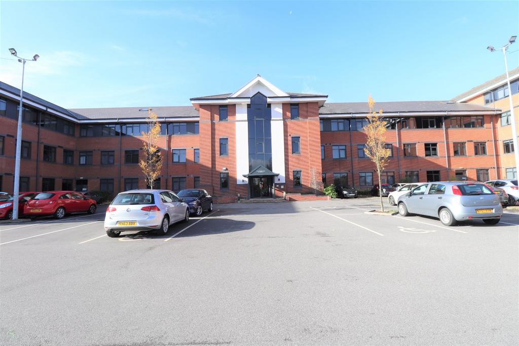 Dawsons Square, Pudsey, West... 1 bed flat £750 pcm (£173 pw)
