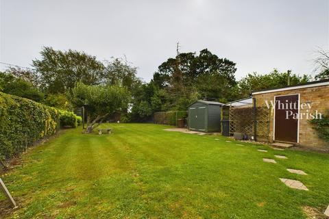 2 bedroom detached bungalow for sale, North Road,Bunwell,Norwich,NR16 1RB