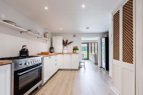 Brook Barn Bridge Road, Bunwell, Norwich, NR16 1SX