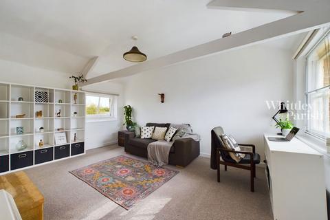 1 bedroom flat for sale, Ipswich Road,Pulham Market,Diss,IP21 4YJ