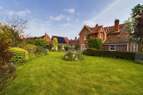 5 bedroom detached house for sale, Station Road,Pulham St. Mary,Diss,IP21 4QT