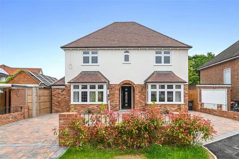 5 bedroom detached house to rent, Green Close, Chelmsford, Essex, CM1