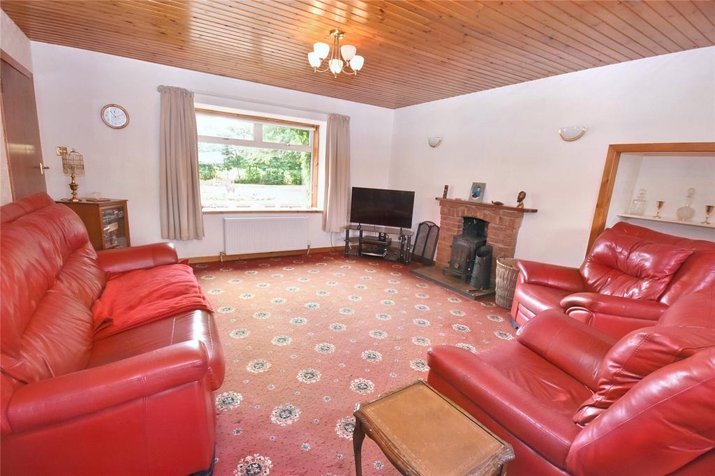 BerwickuponTweed, Northumberland, TD15 6 bed equestrian property for