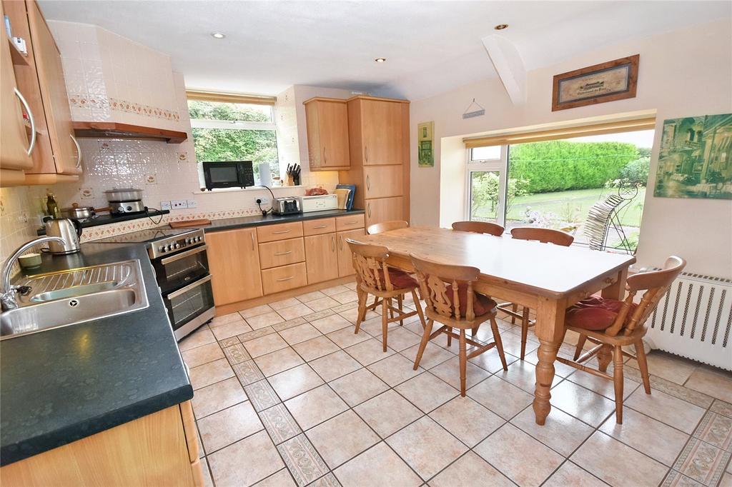 BerwickuponTweed, Northumberland, TD15 6 bed equestrian property for