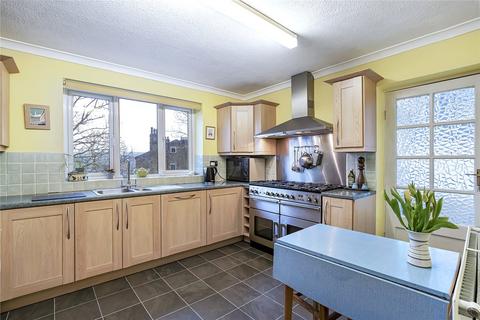 4 bedroom detached house to rent, Ilkley, West Yorkshire, LS29