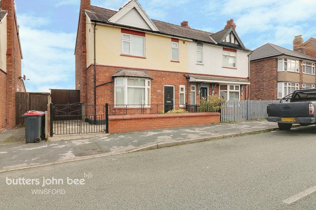 Dingle Lane, Winsford 3 bed semidetached house for sale £160,000