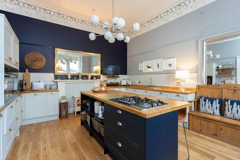 West Downiemount, 44 Albert Street, Tayport, DD6 9AT