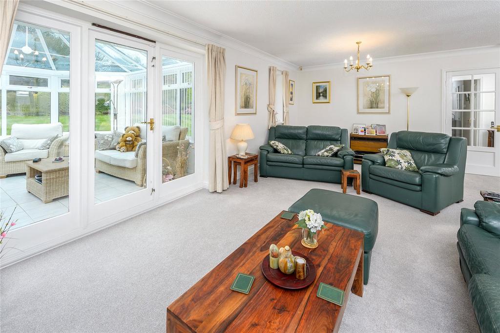 Emily Davison Avenue, Morpeth, Northumberland, NE61 3 bed bungalow for