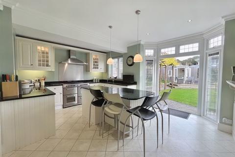 4 Penrith Road, Bournemouth, BH5 1LT
