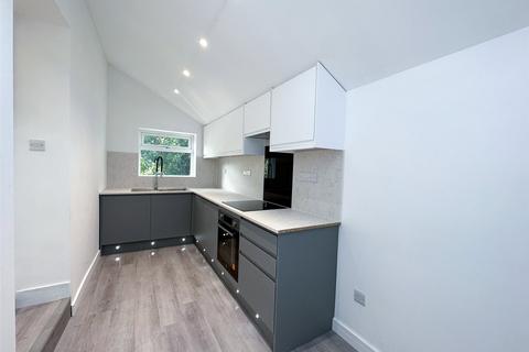 2 bedroom apartment to rent, Mill Walk, Witney, Oxfordshire, OX28