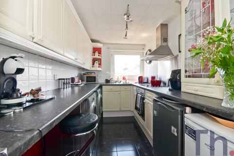 2 bedroom flat for sale, Ryde PO33