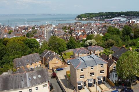 4 bedroom townhouse for sale, Cowes PO31