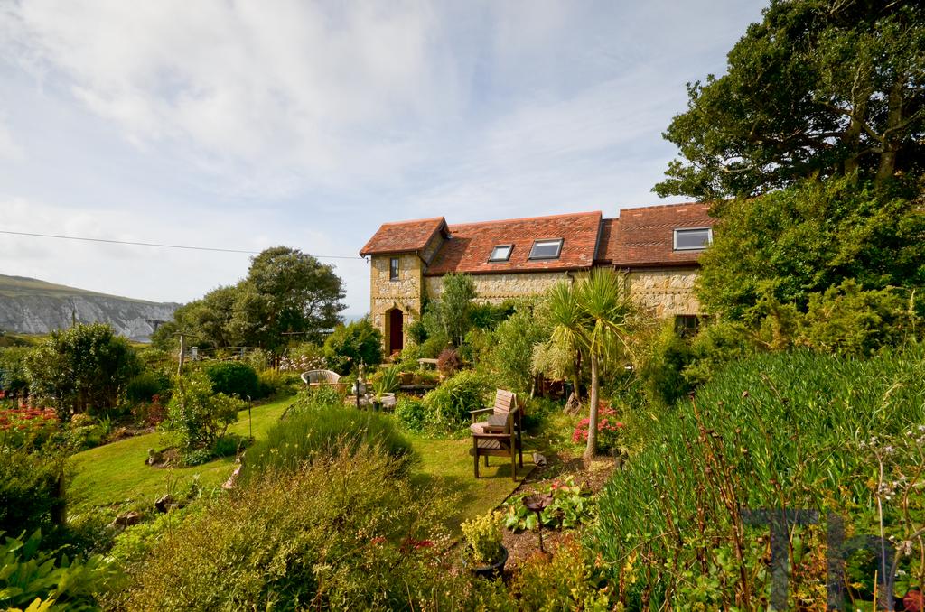 Garden with Alum Bay Views.JPG