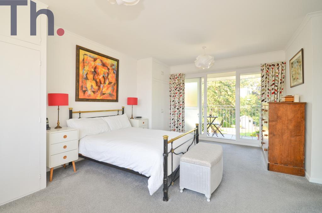 Bedroom 1with balcony