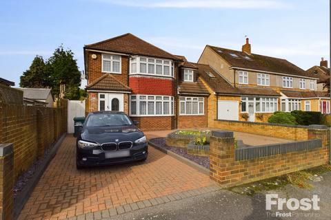 4 bedroom detached house for sale, Selby Road, Ashford, Surrey, TW15