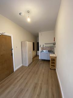 Studio to rent, Lyndon Road, Solihull B92