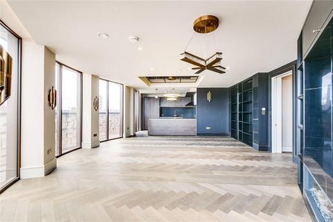 3 bedroom penthouse to rent, Edith Row, London, SW6