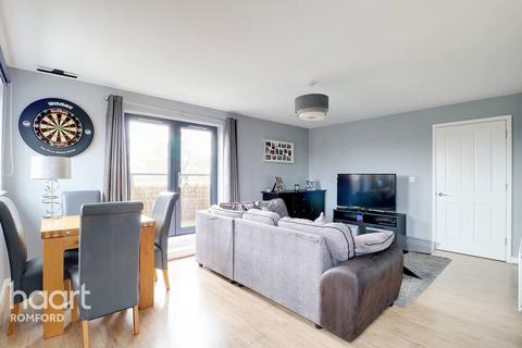 1 bedroom apartment for sale - Oak House, Cottons Approach, Romford