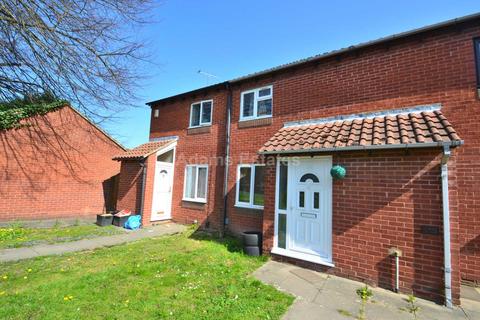 2 bedroom terraced house to rent, Chilcombe Way, Lower Earley